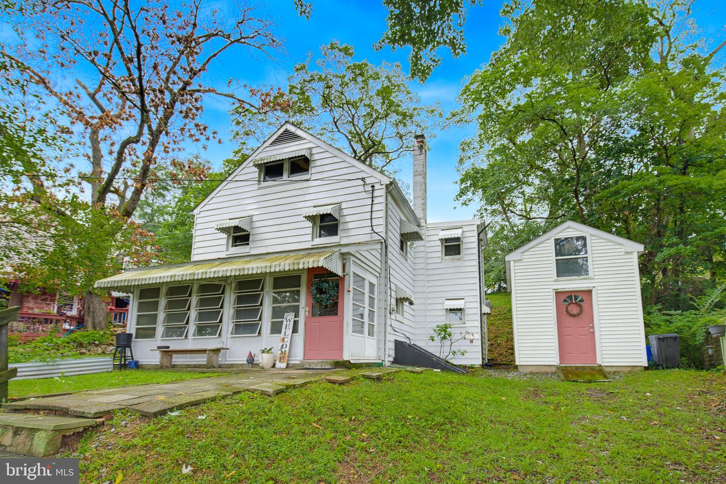 109 Ridge St Property Photo 1