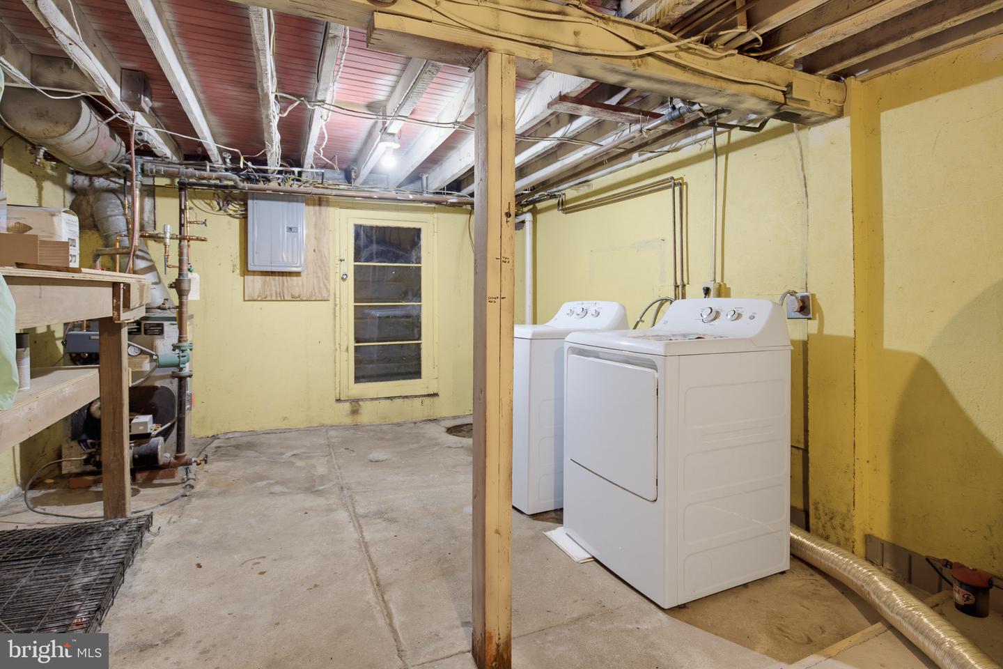109 Ridge St Property Photo 33