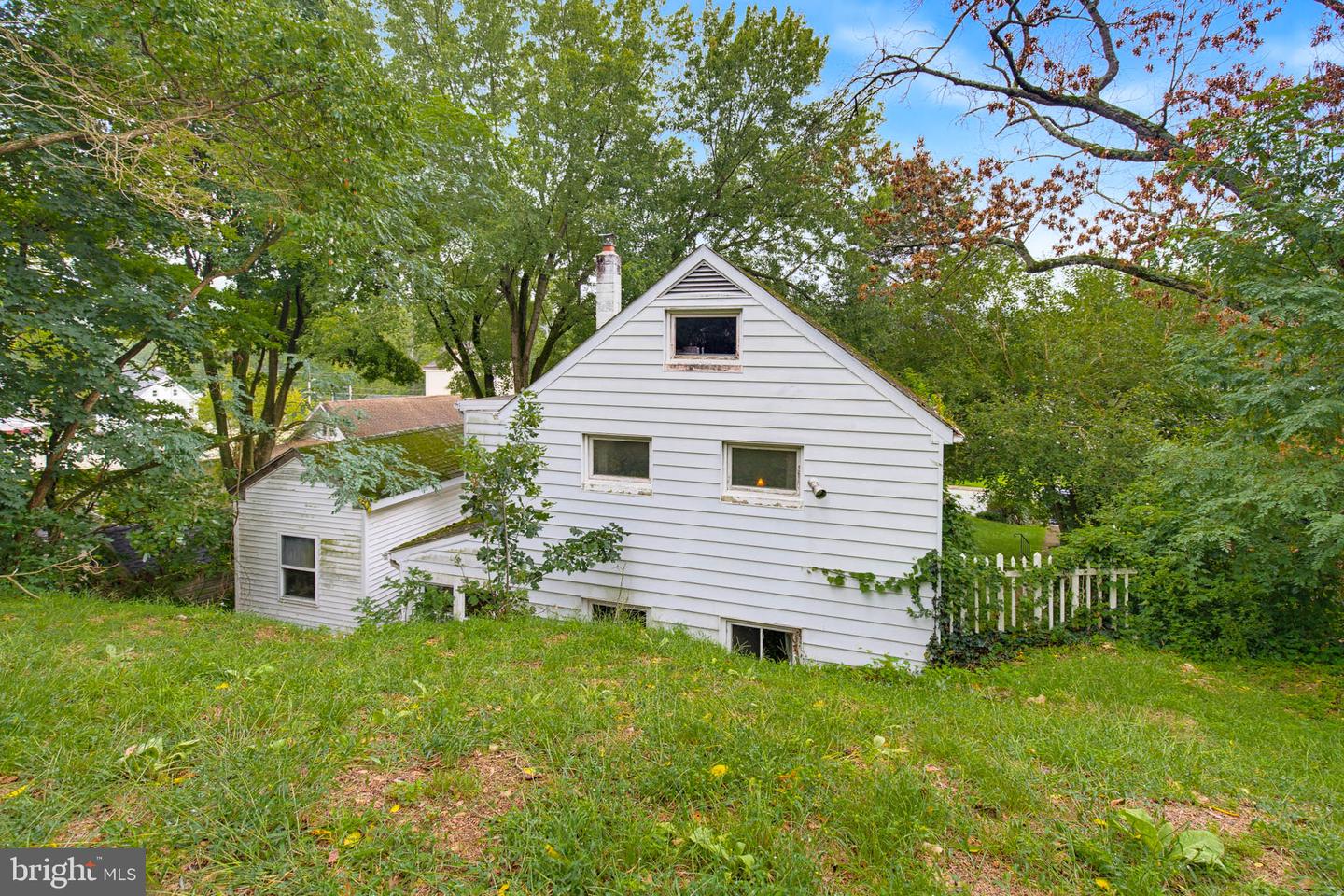 109 Ridge St Property Photo 37