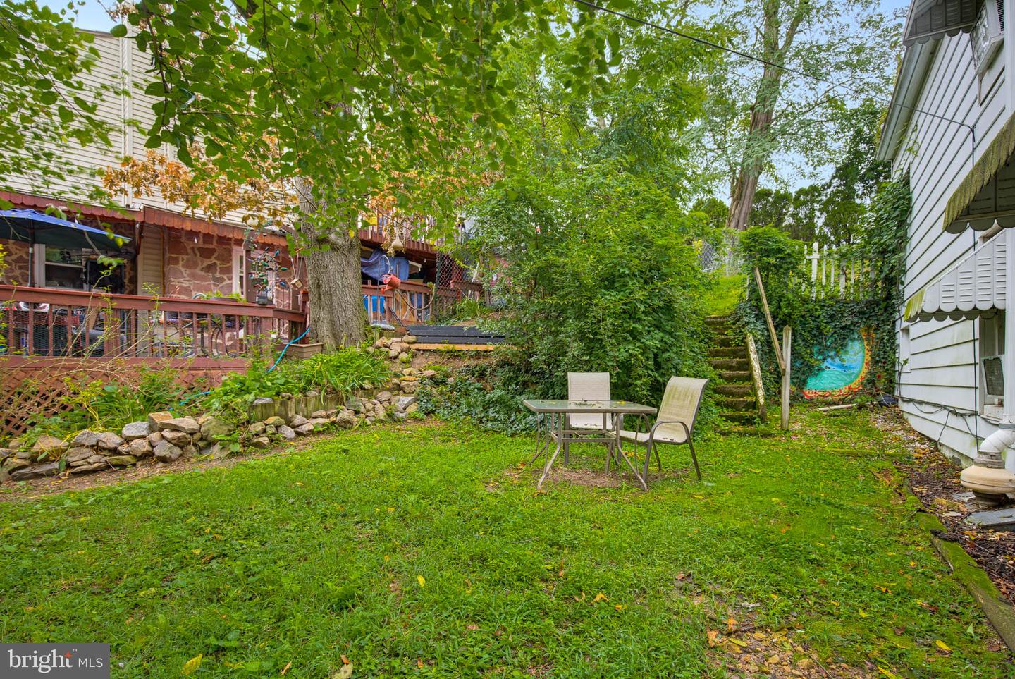109 Ridge St Property Photo 38