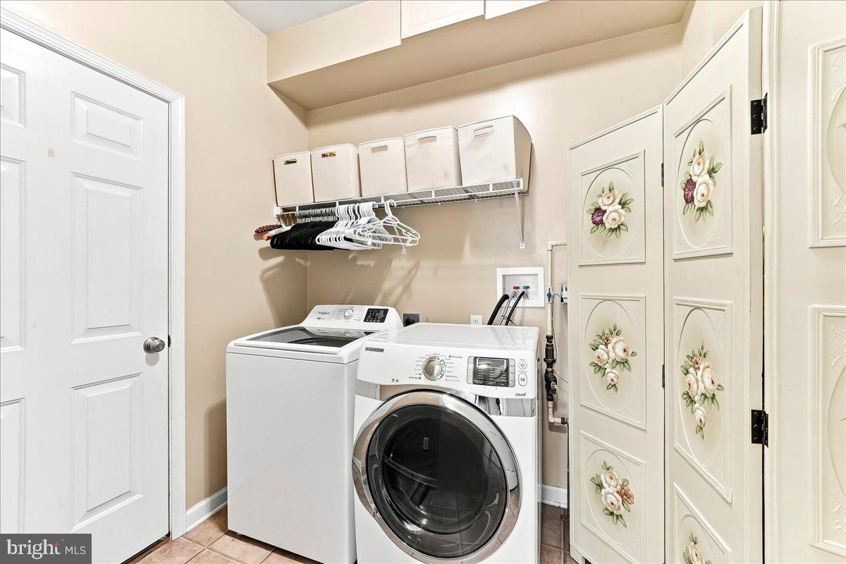 1534 Lexington Way Property Photo 11