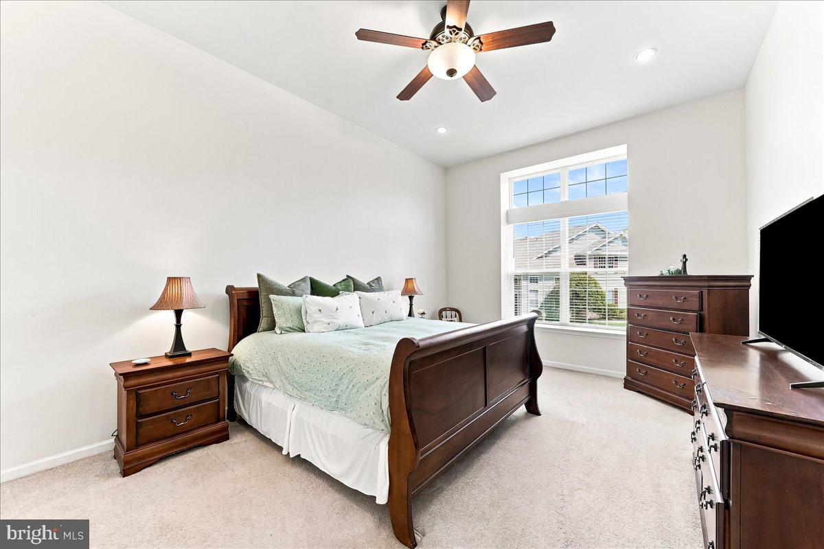 1534 Lexington Way Property Photo 17