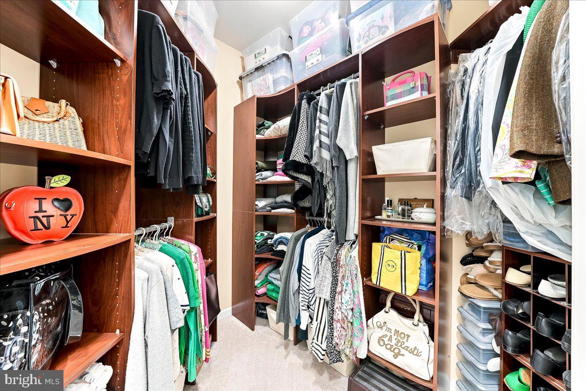 1534 Lexington Way Property Photo 18