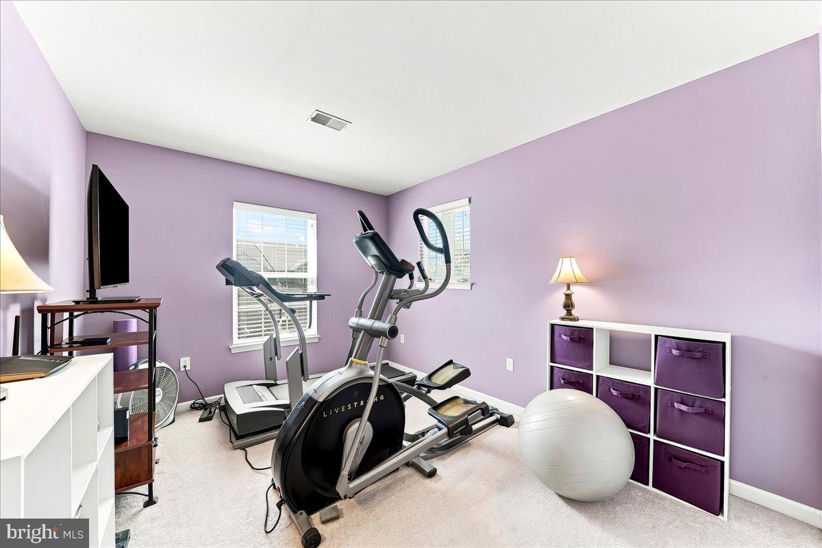 1534 Lexington Way Property Photo 21