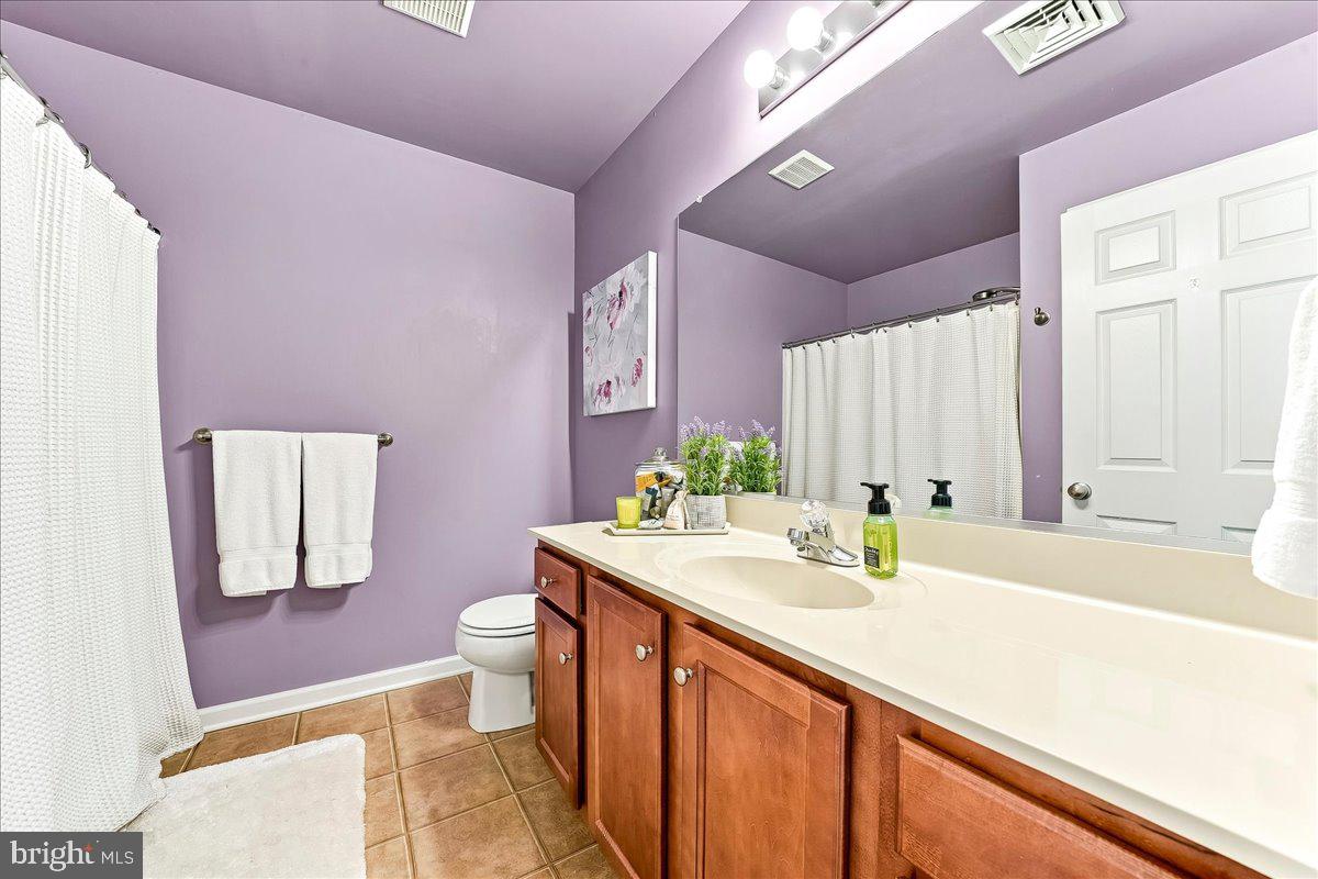 1534 Lexington Way Property Photo 23