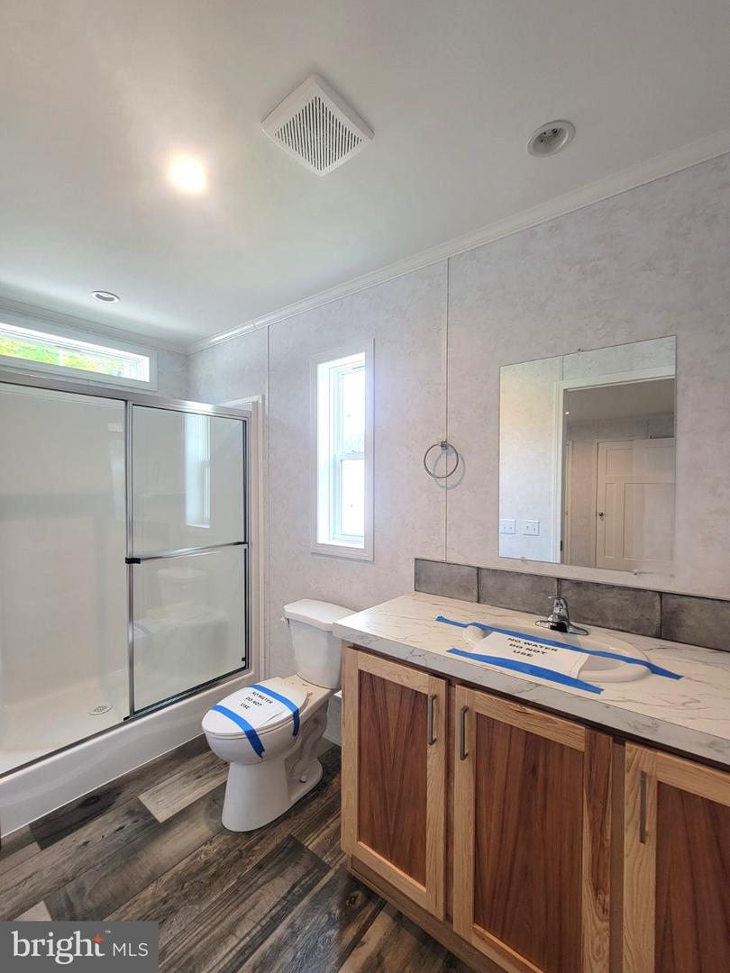30 Joseph Ave Property Photo 14