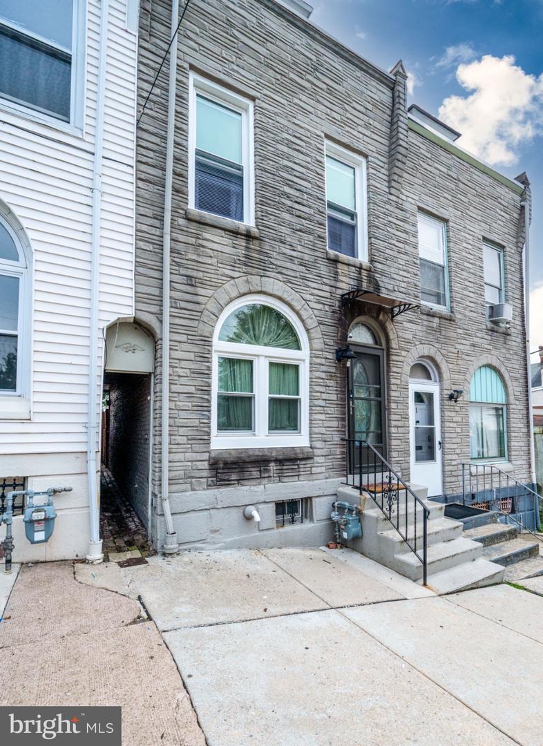 1312 Green St Property Photo 1