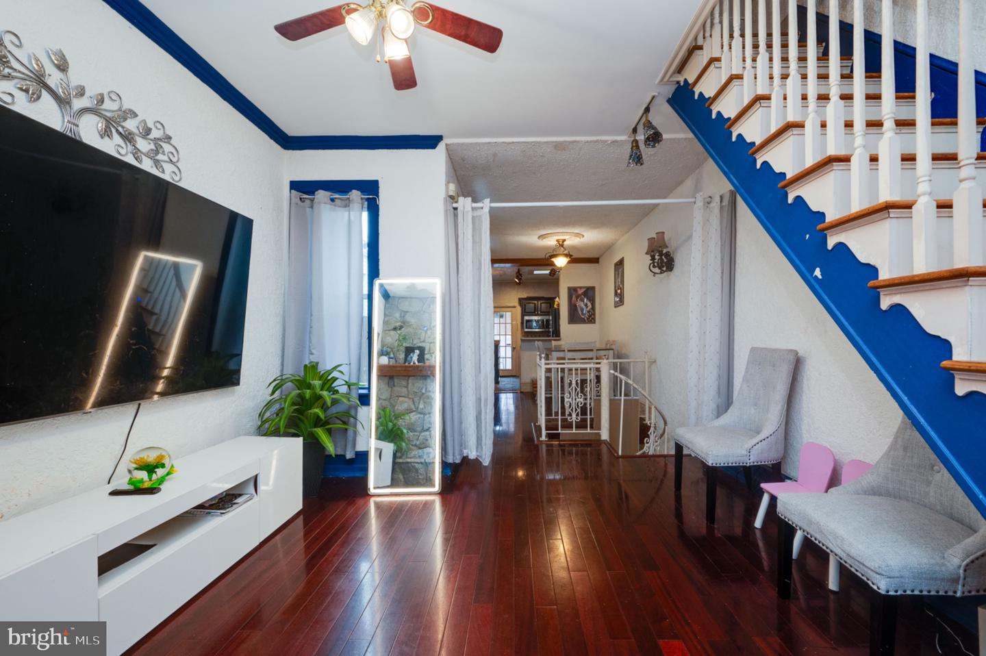 1312 Green St Property Photo 6