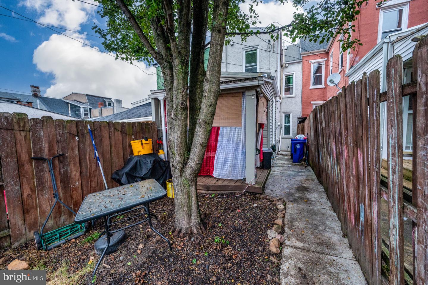 1312 Green St Property Photo 33