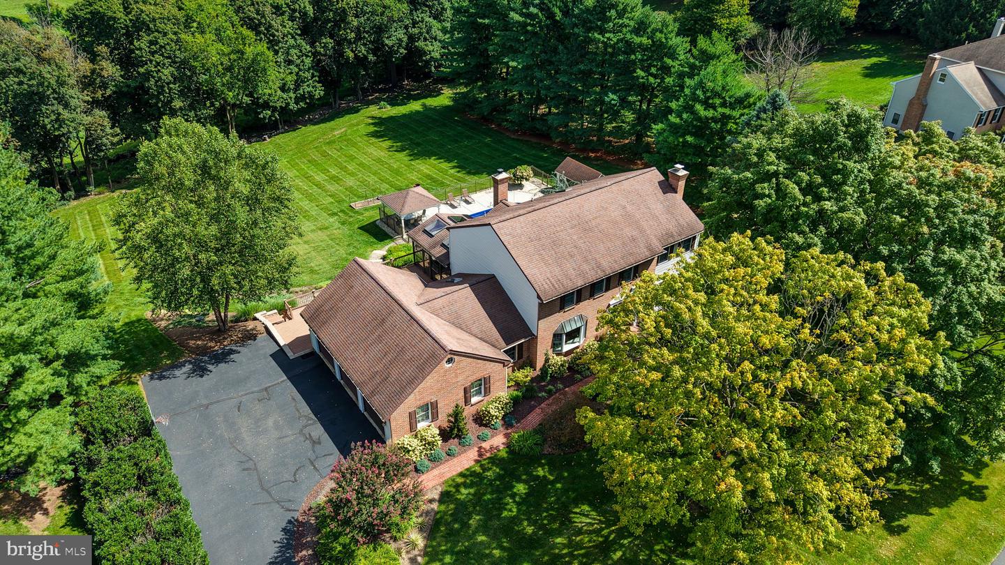 4 Glen Hollow Ct Property Photo 9