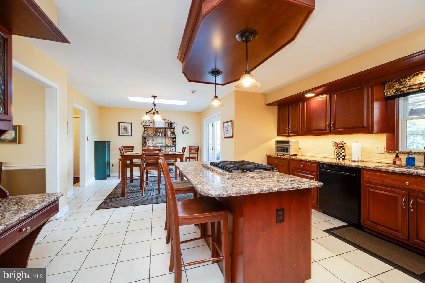 4 Glen Hollow Ct Property Photo 29