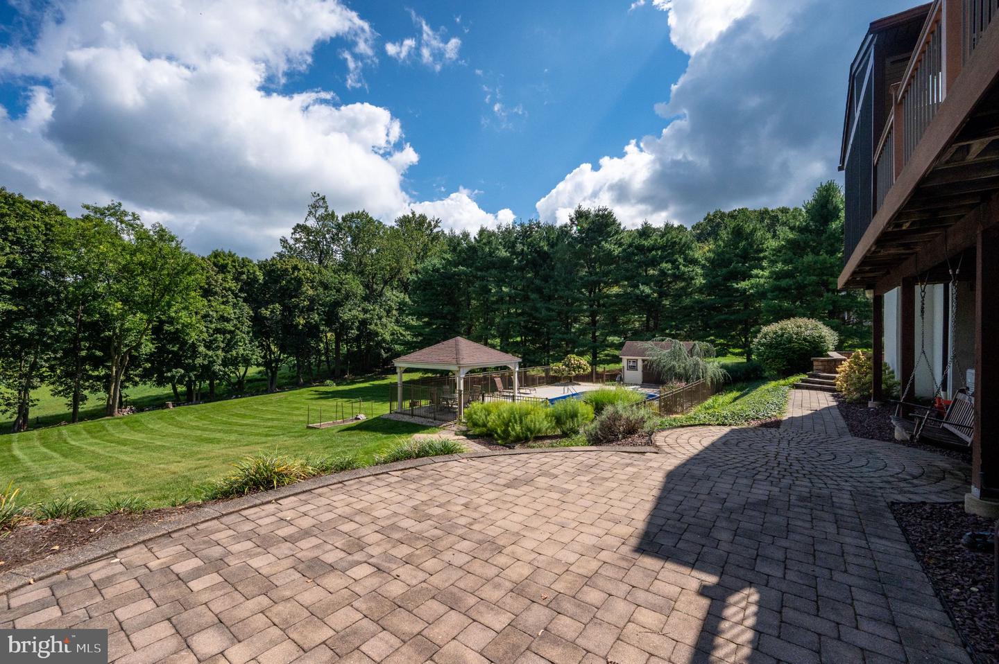 4 Glen Hollow Ct Property Photo 74