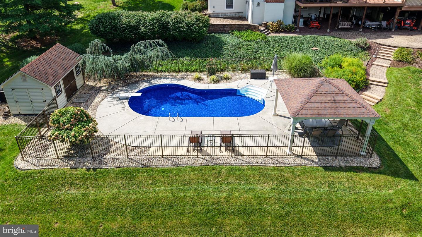 4 Glen Hollow Ct Property Photo 76