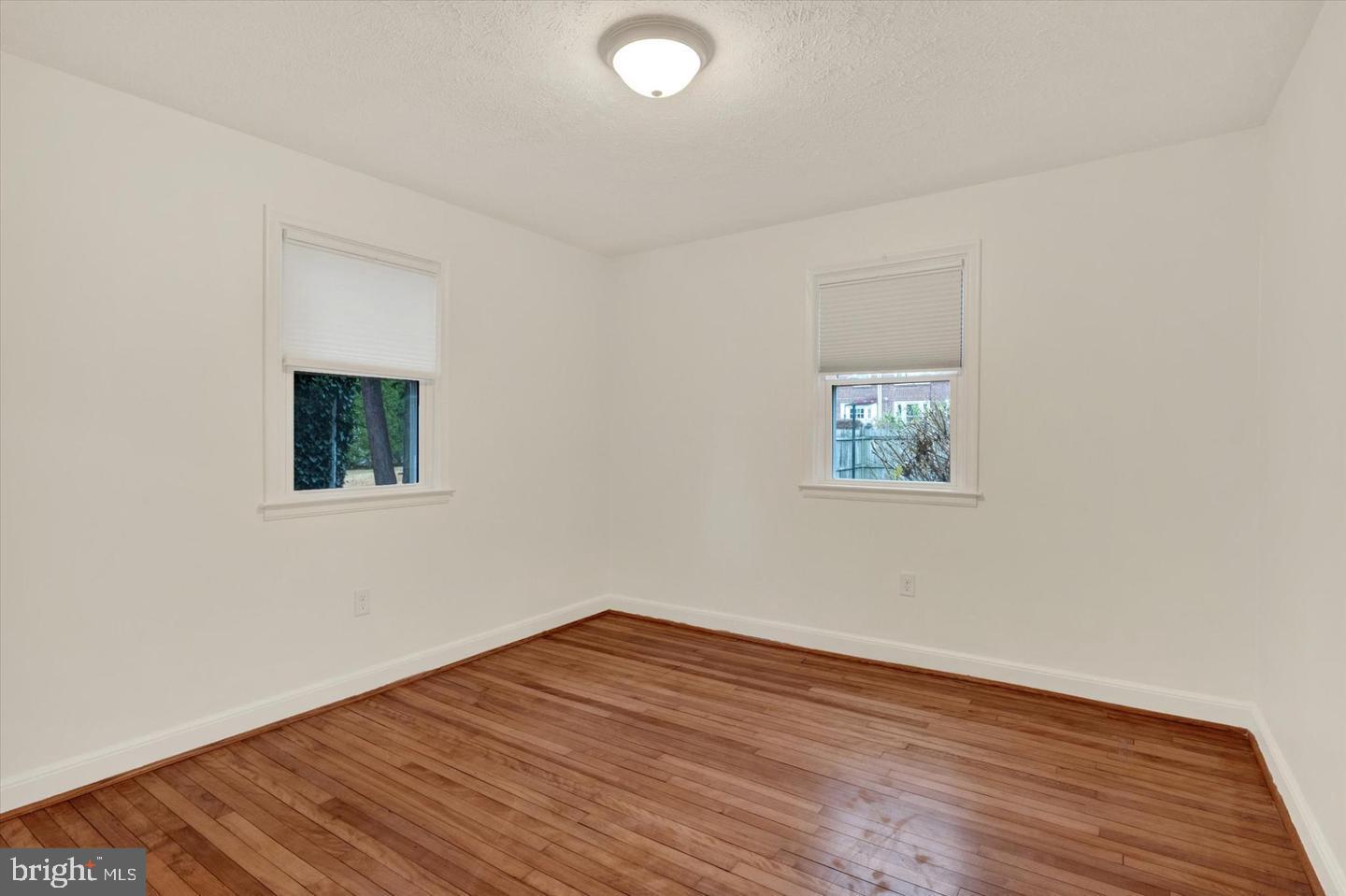 404 Spruce St Property Photo 9