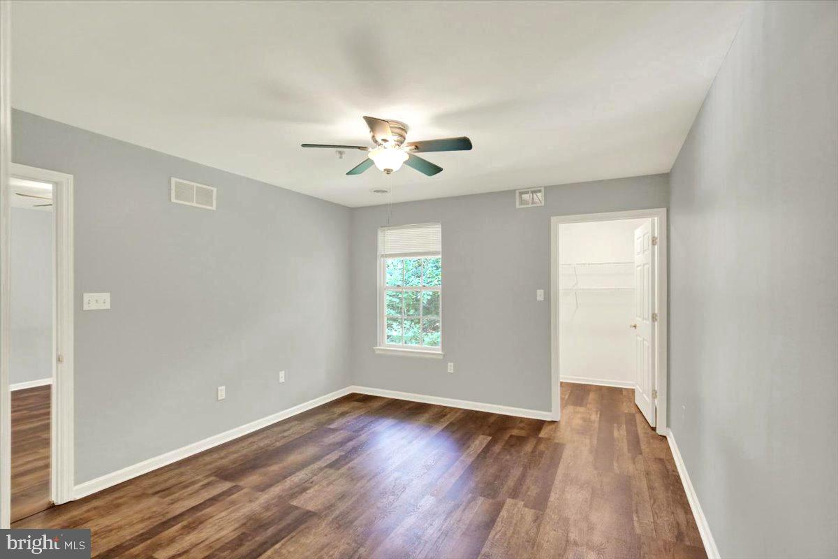128 Christine Dr Property Photo 14