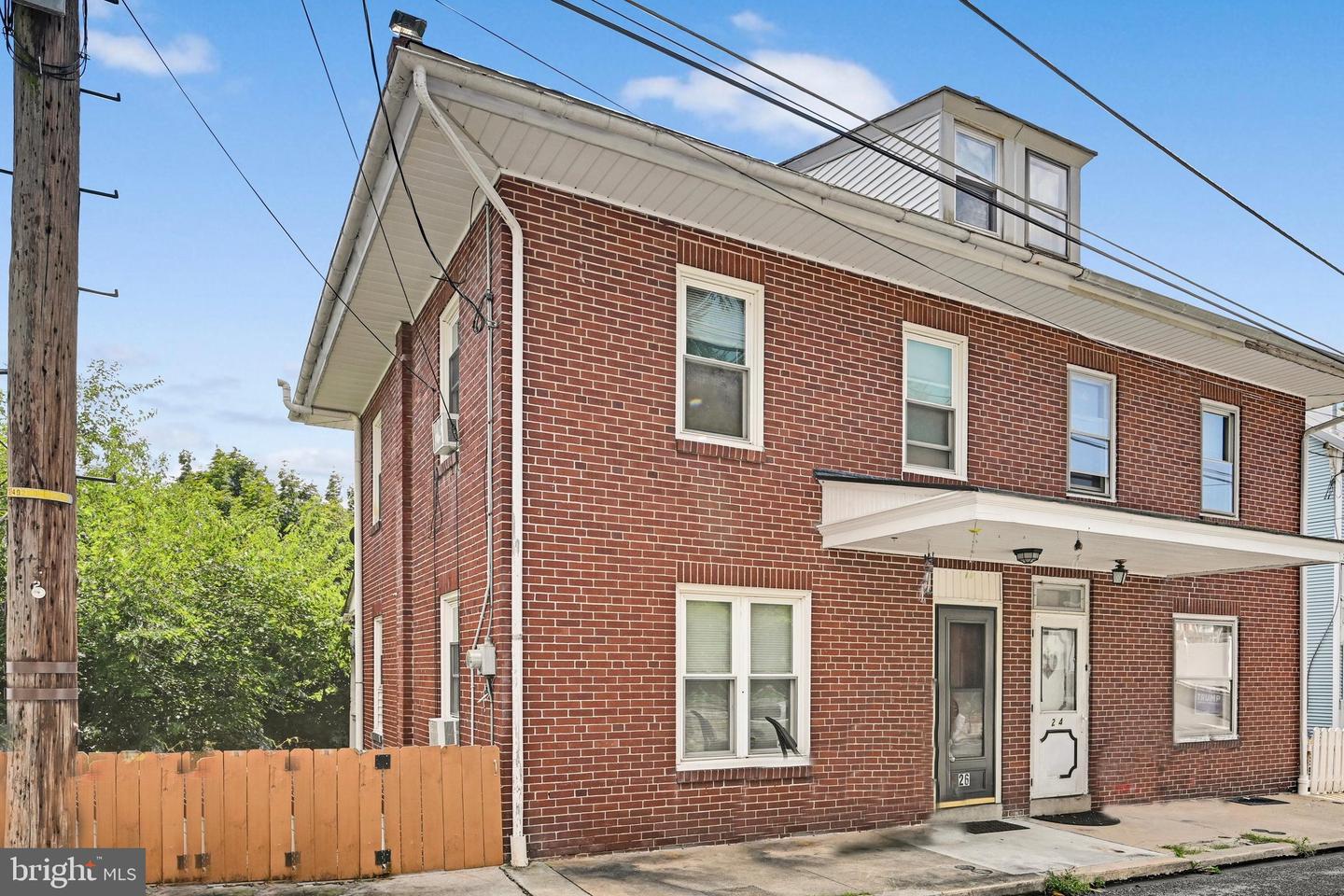 26 E Mohn St Property Photo 24