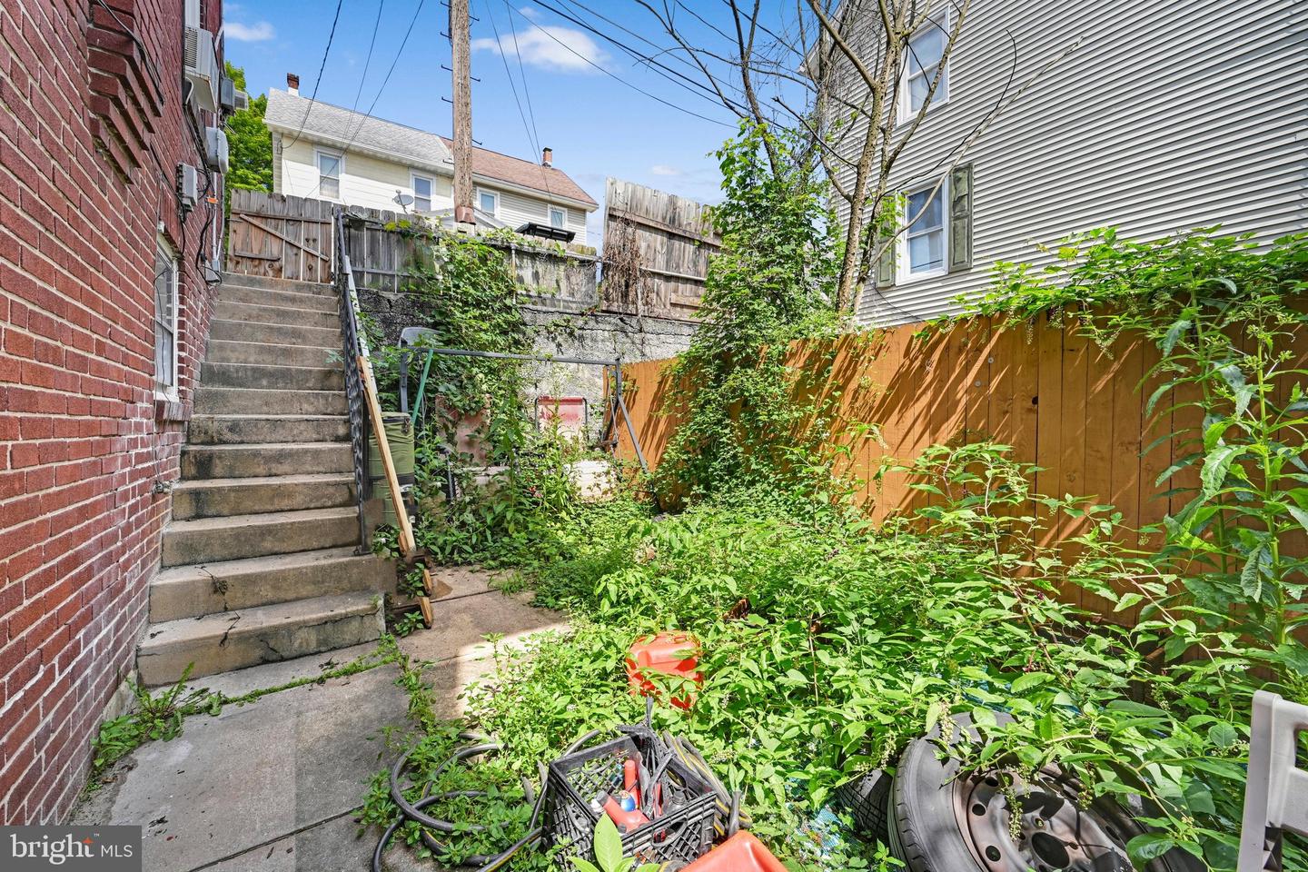 26 E Mohn St Property Photo 36