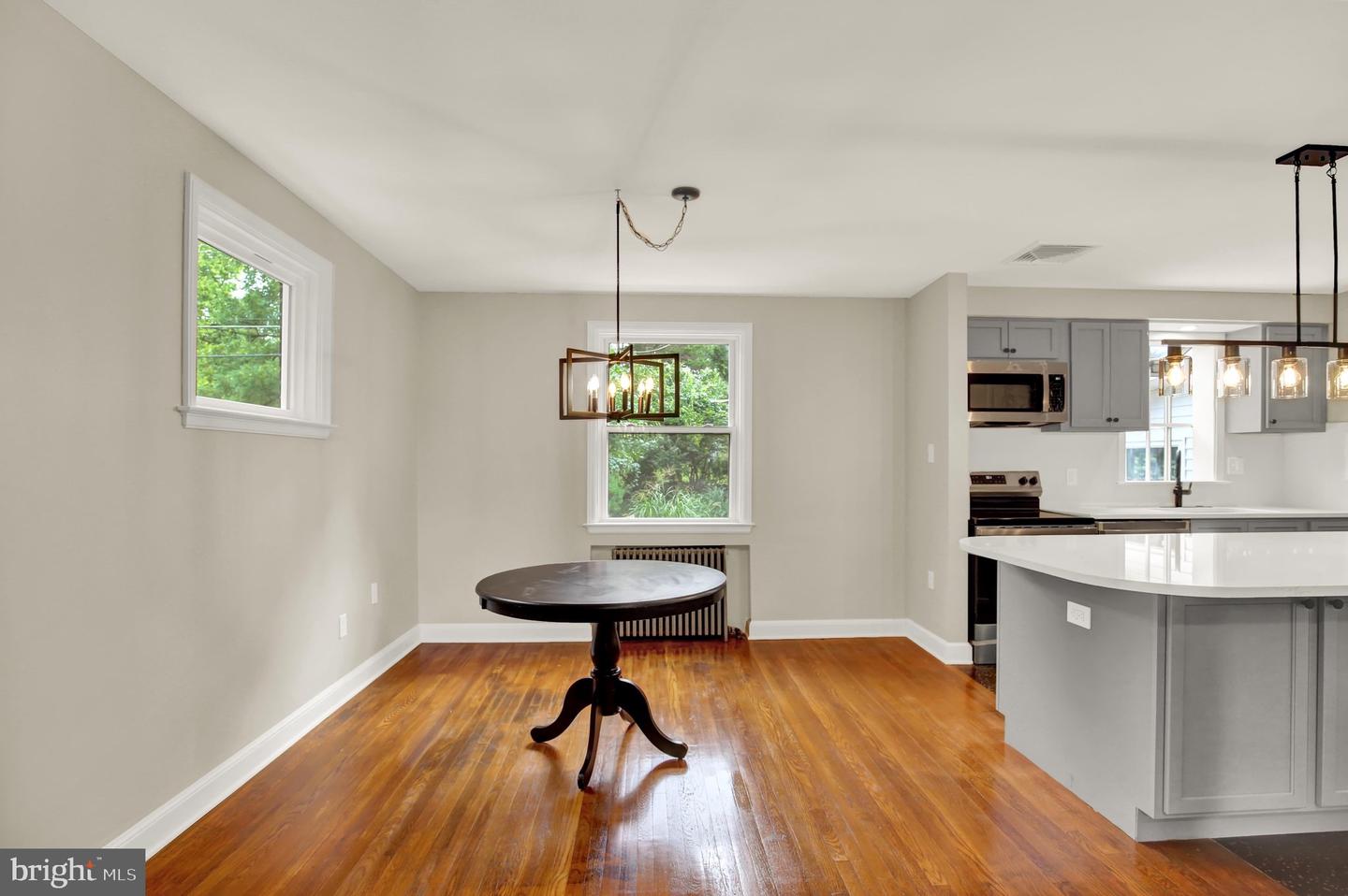 2302 Reading Blvd Property Photo 9