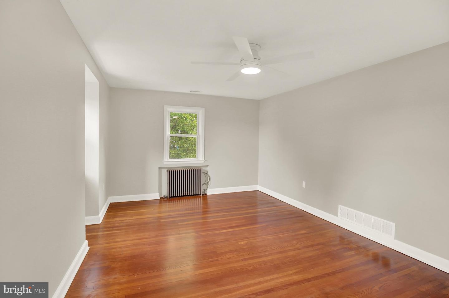 2302 Reading Blvd Property Photo 24