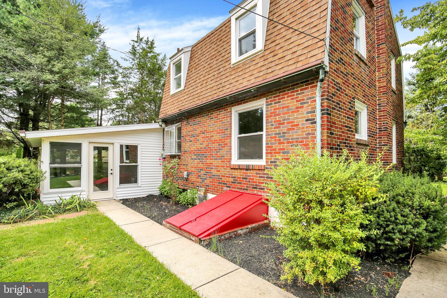 2302 Reading Blvd Property Photo 35