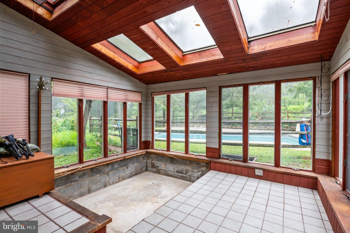 214 Grouse Hill Rd Property Photo 22