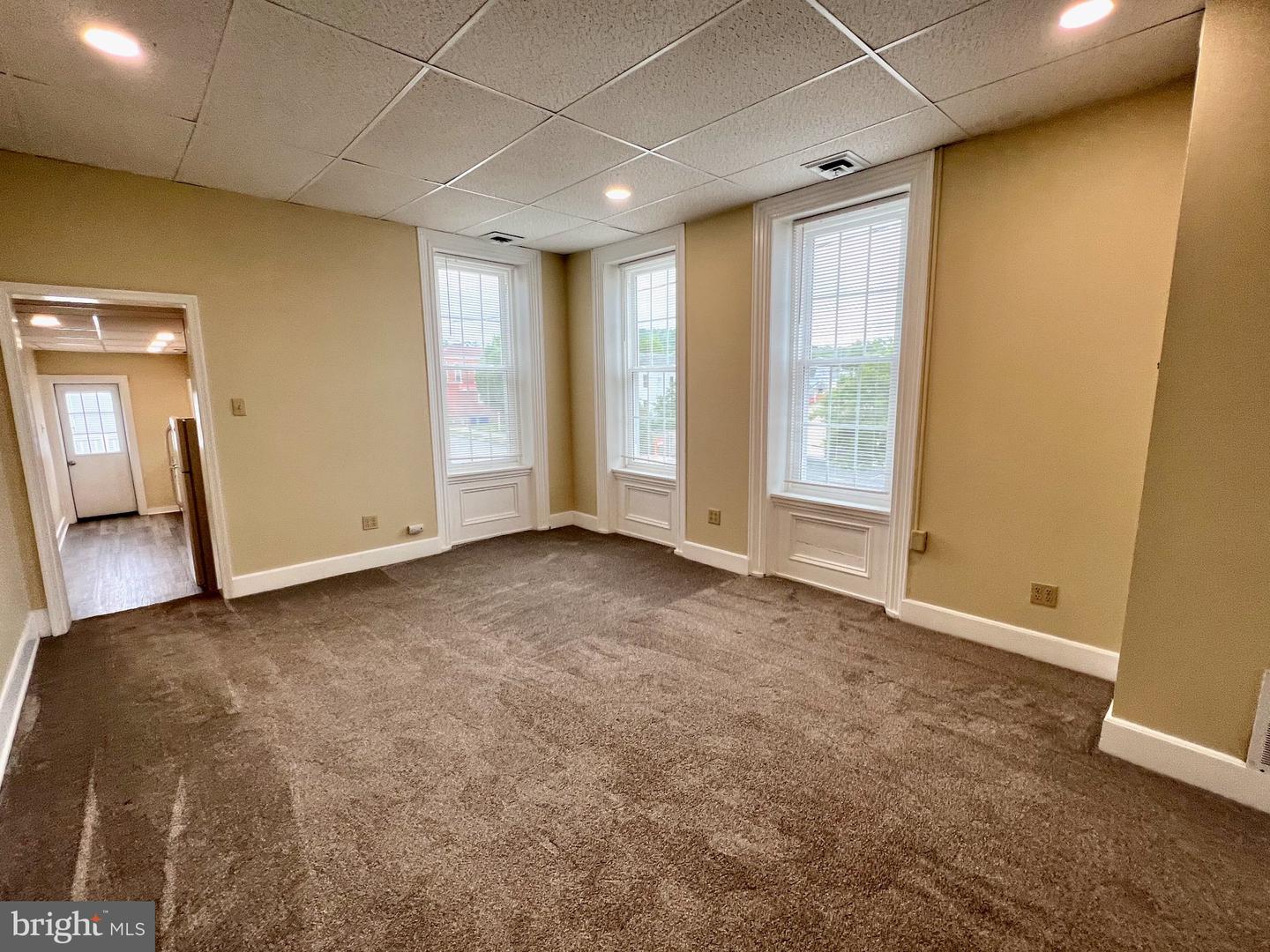 2 E Penn Ave #c Property Photo 5