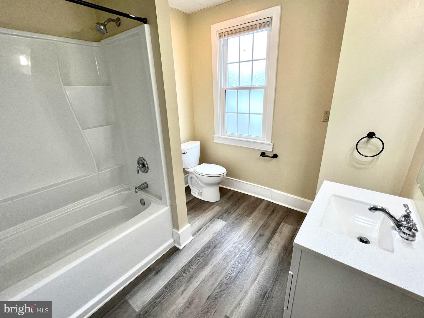 2 E Penn Ave #c Property Photo 13