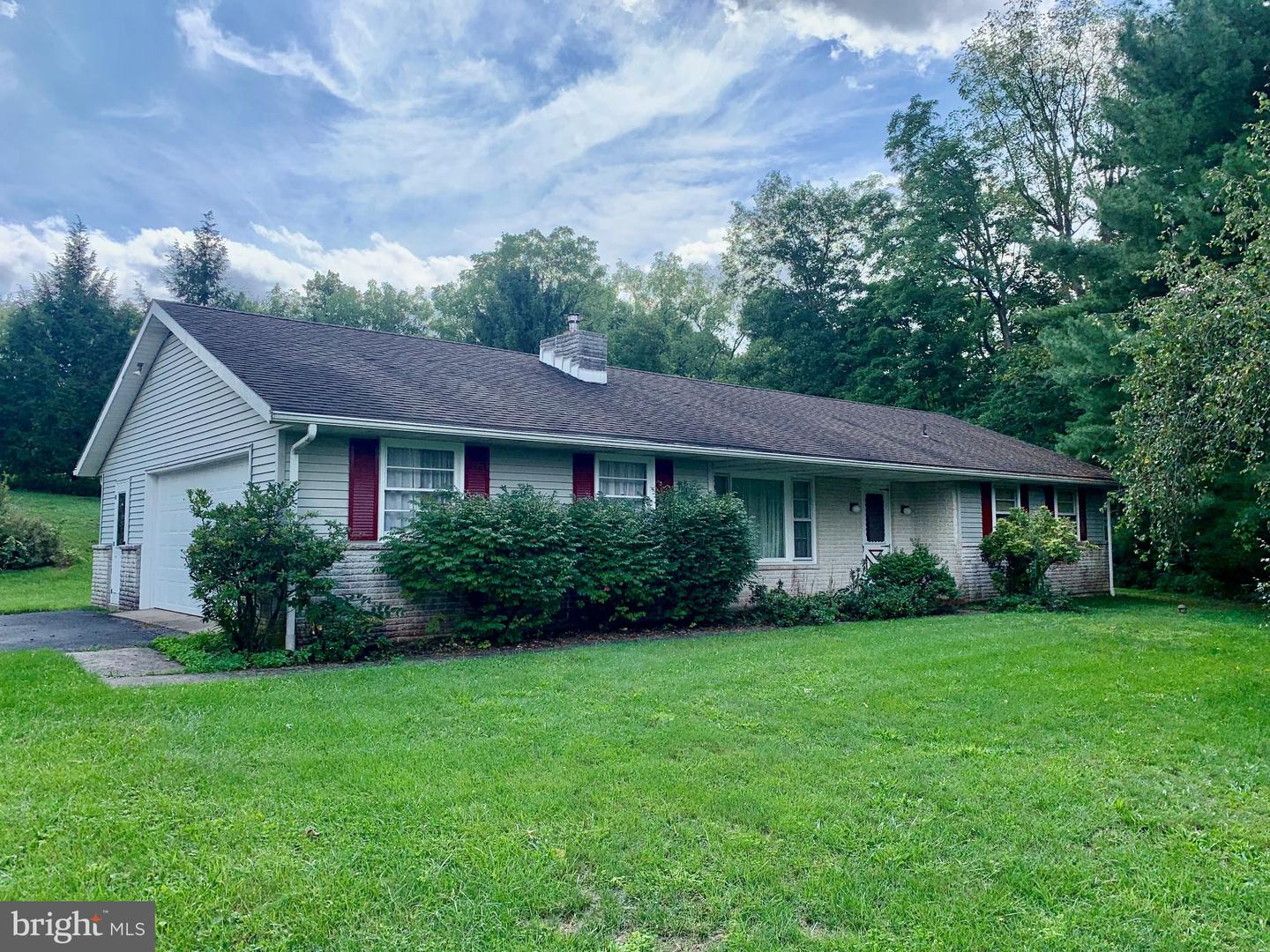 64 Cross Key Rd Property Photo 1