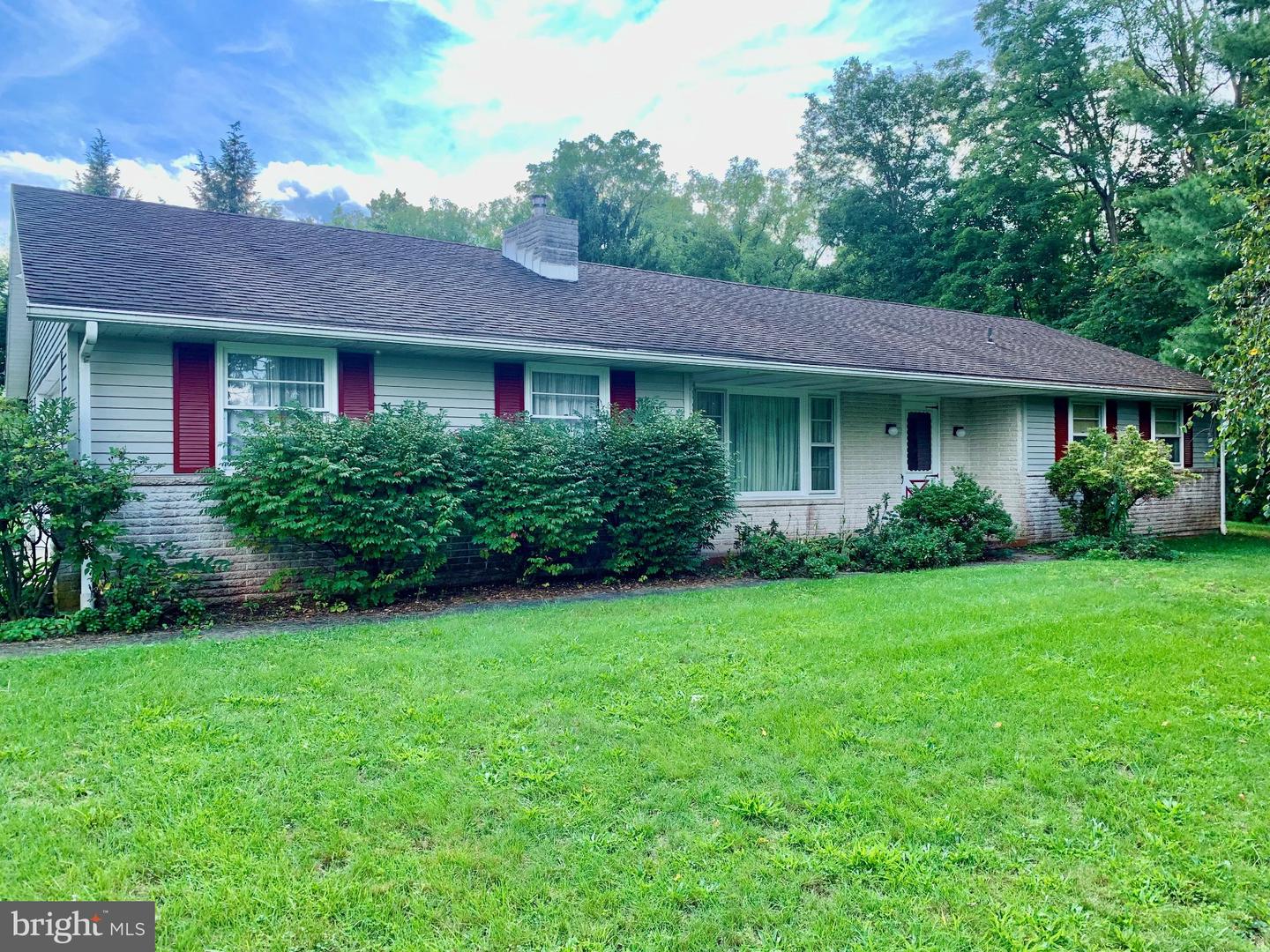 64 Cross Key Rd Property Photo 1