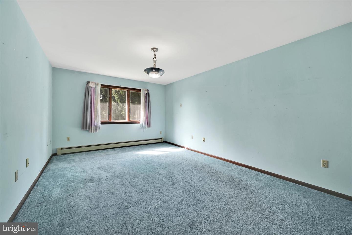 727 N Church Rd Property Photo 17