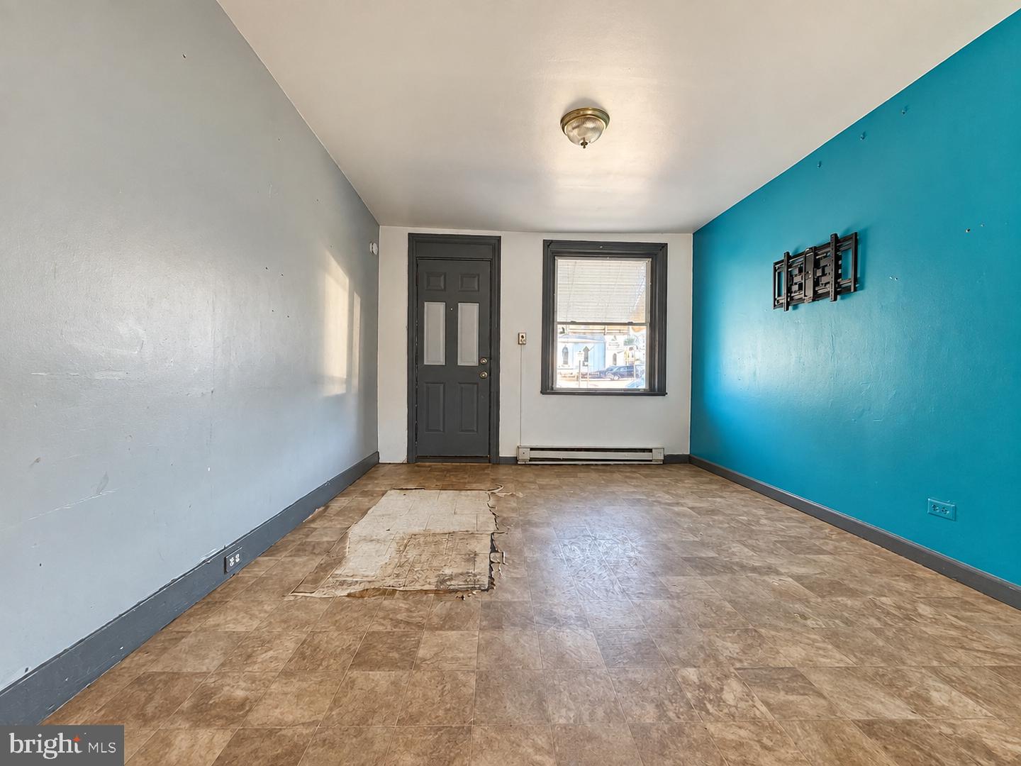 1056 Spruce St Property Photo 6