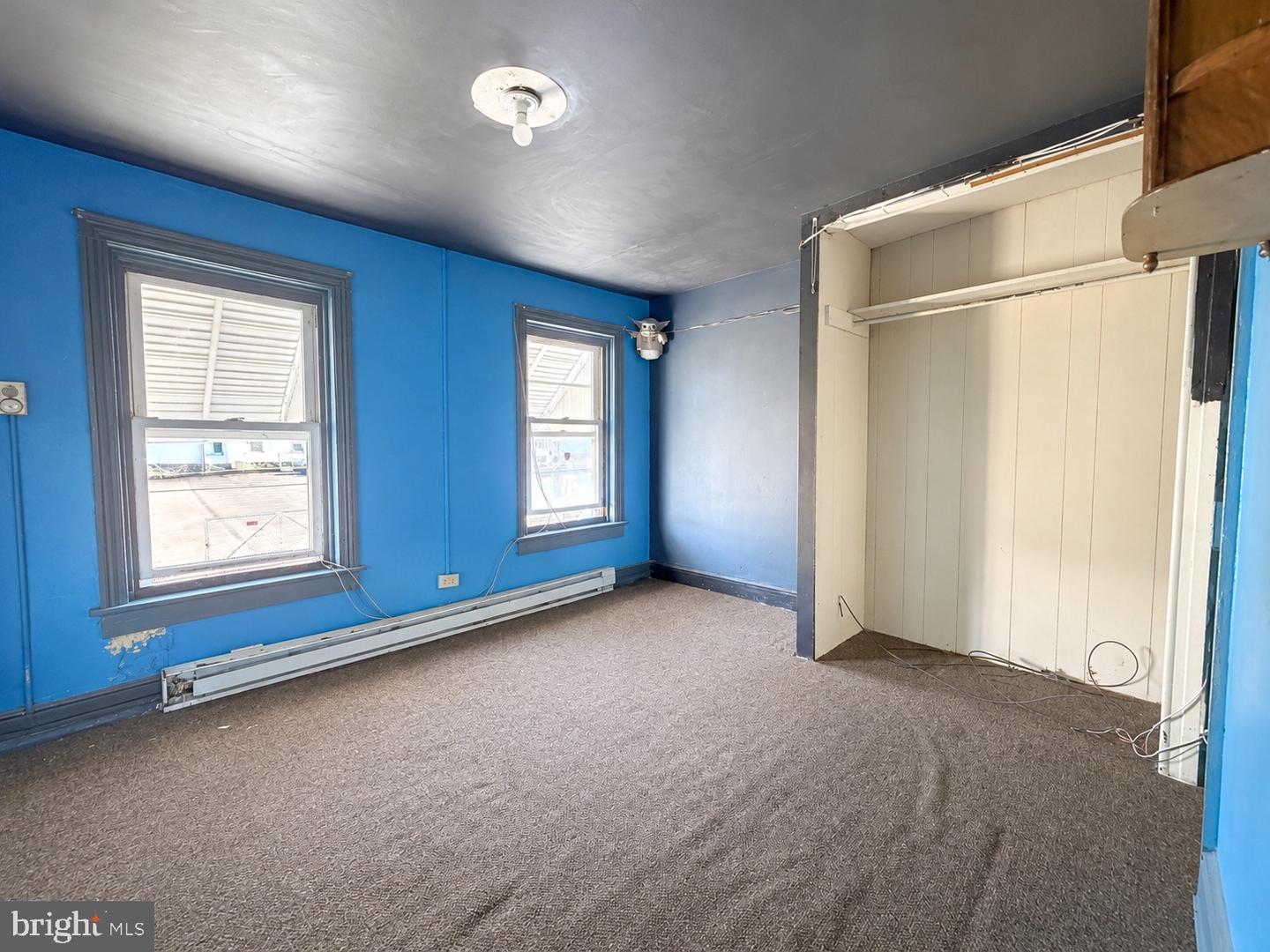 1056 Spruce St Property Photo 12