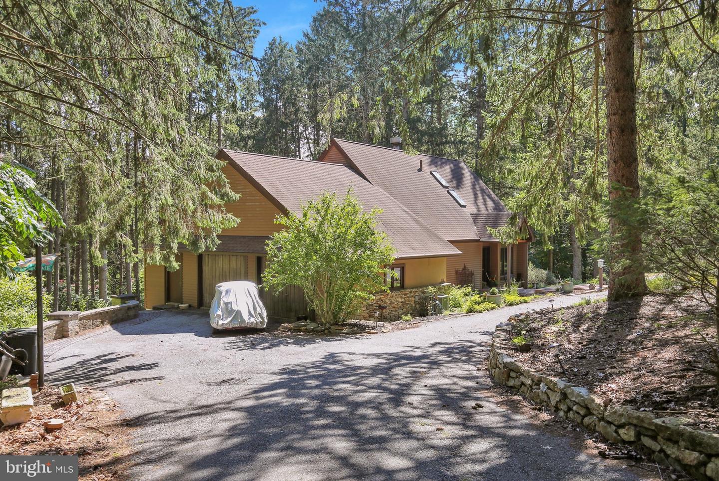 176 Imperial Dr Property Photo 43