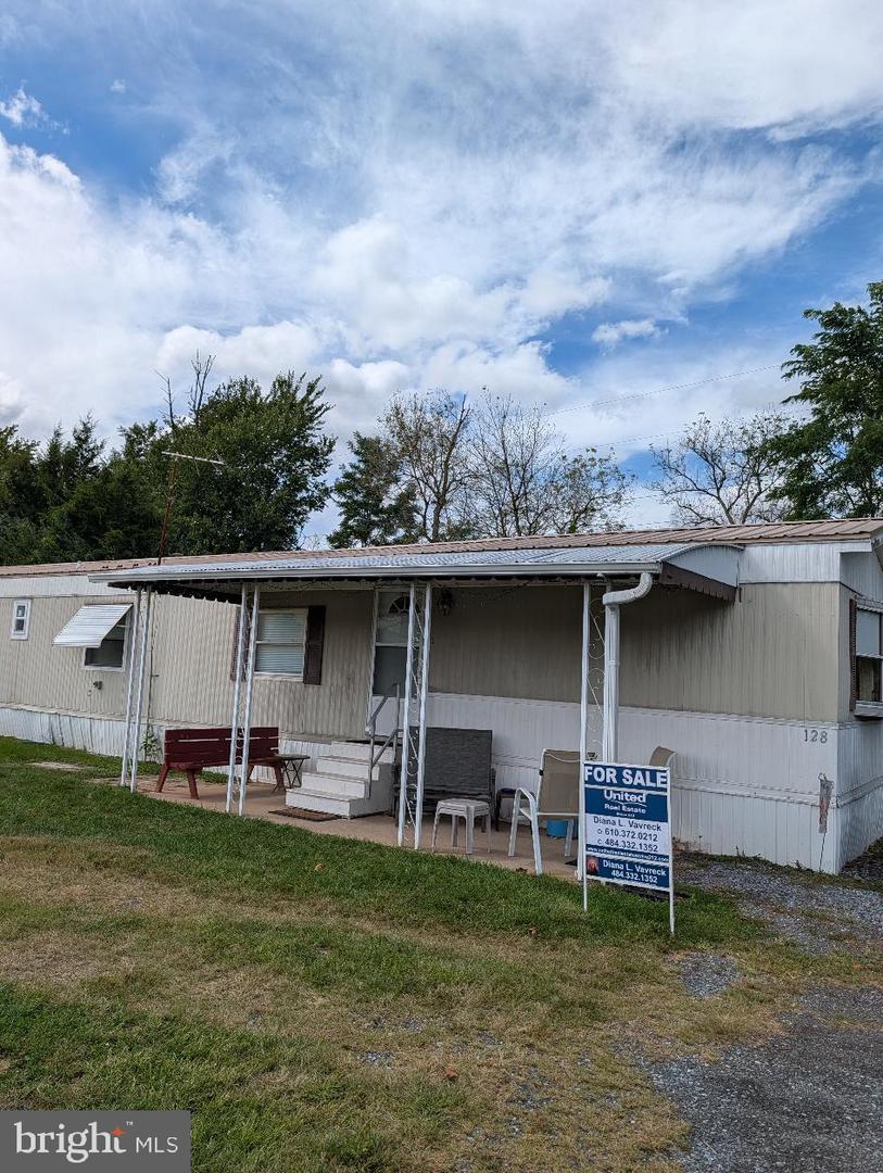 128 Bordic Rd Property Photo 1