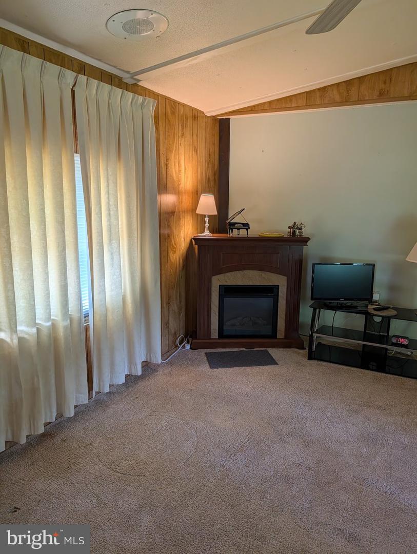 128 Bordic Rd Property Photo 17
