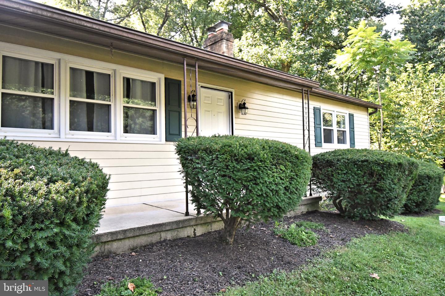 83 Pricetown Rd Property Photo 2