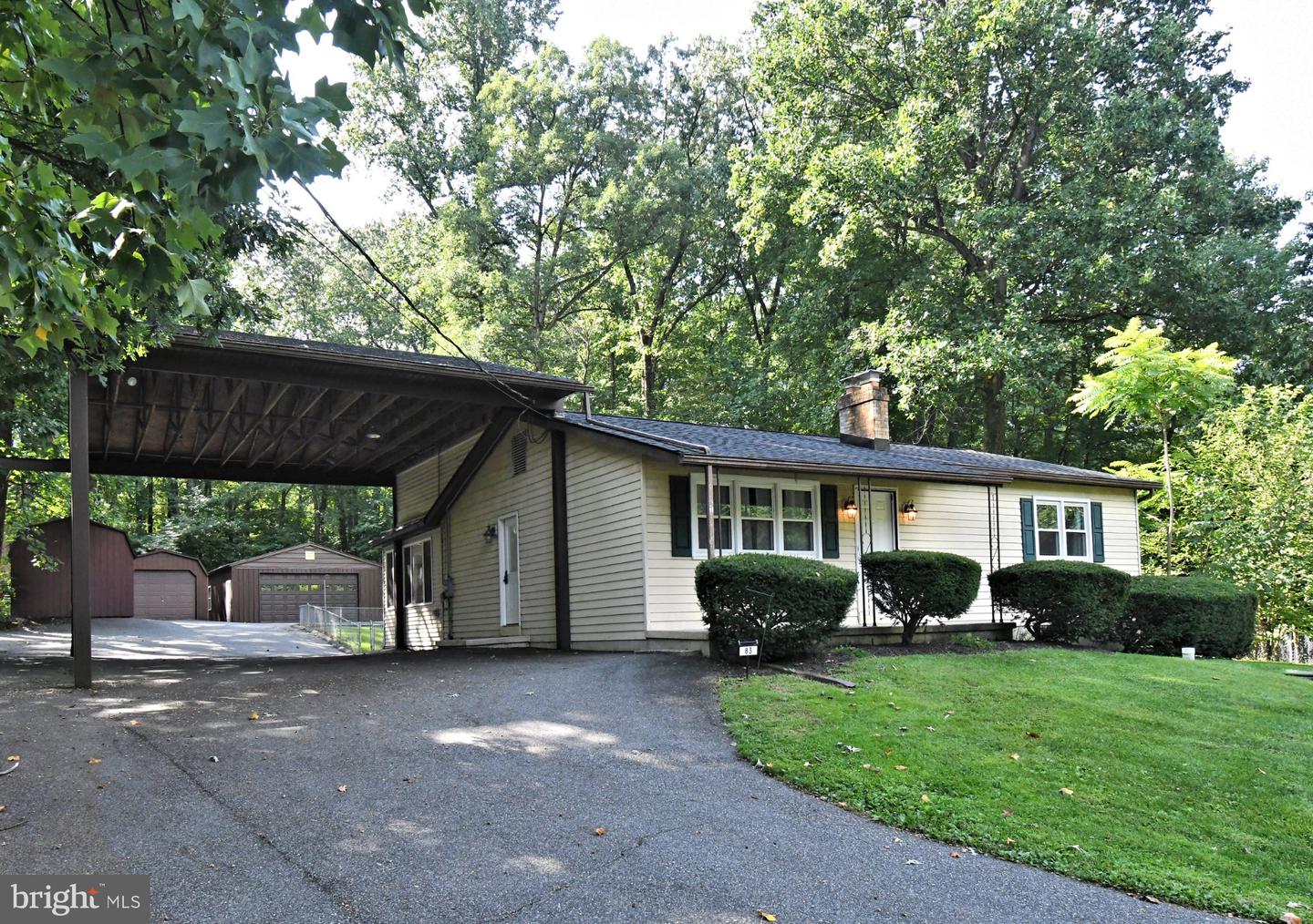 83 Pricetown Rd Property Photo 5