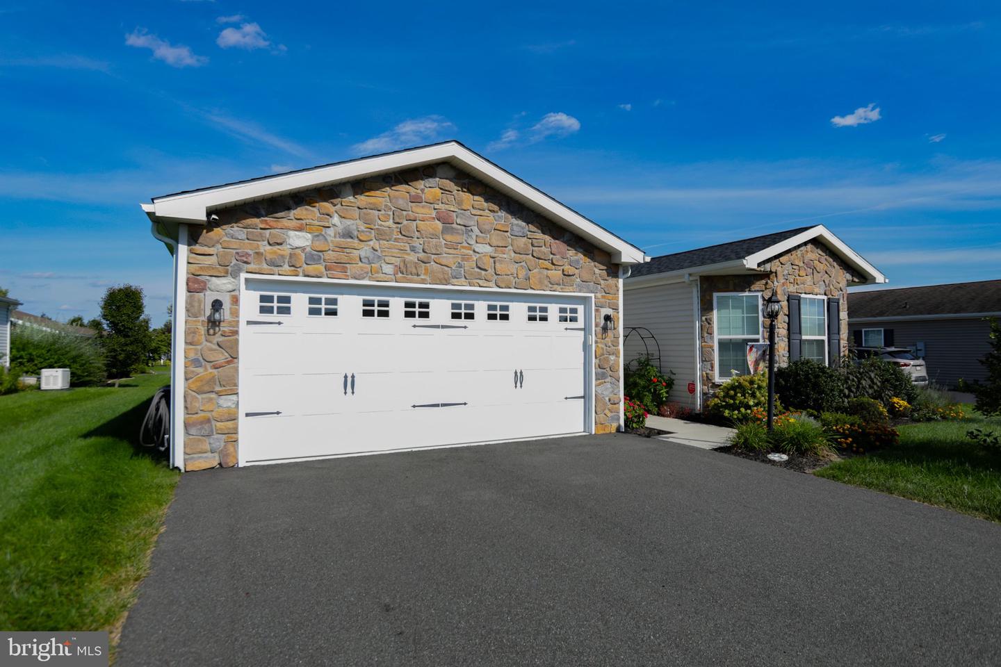 45 Cormorant Dr Property Photo 3