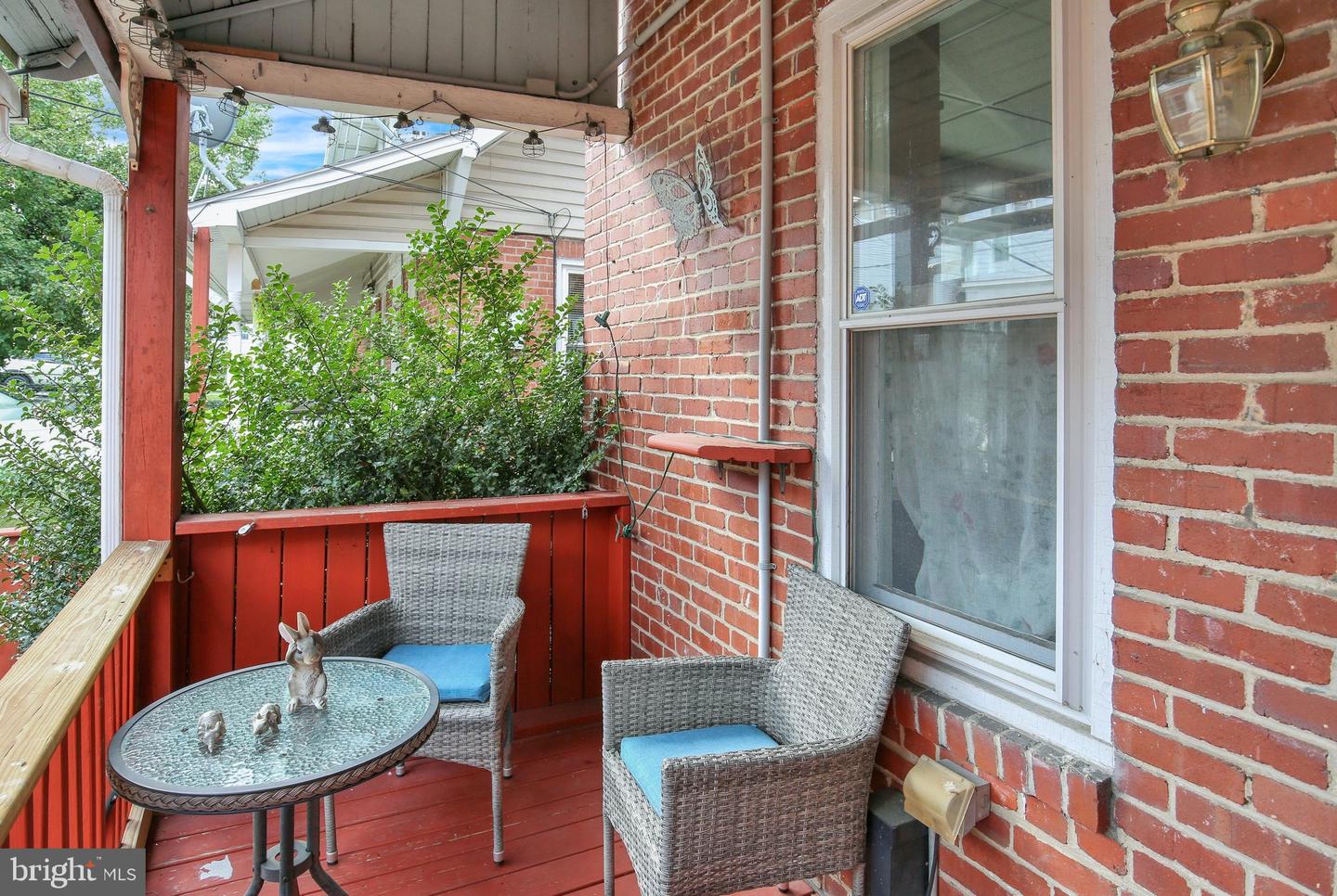 2524 Grant St Property Photo 13