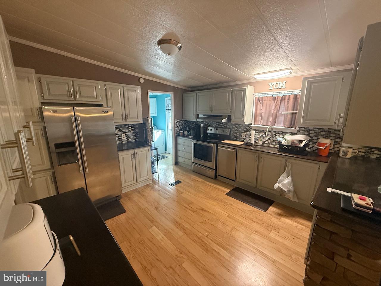 12 2nd St Property Photo 12