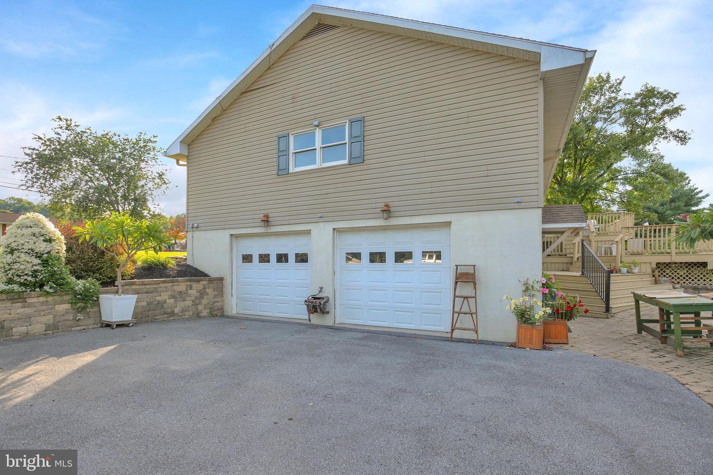 1046 Cross Keys Rd Property Photo 13