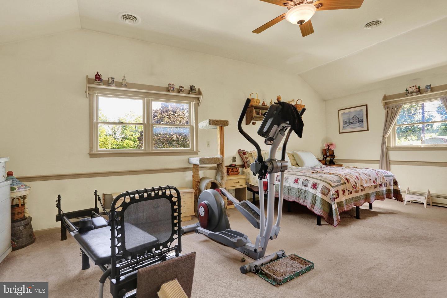 1046 Cross Keys Rd Property Photo 38