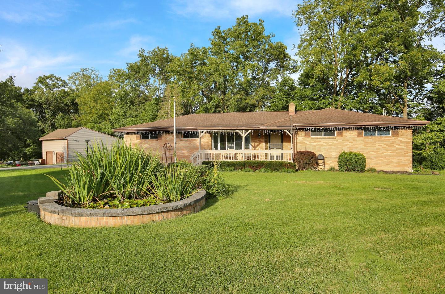 1048 Cross Keys Rd Property Photo 1