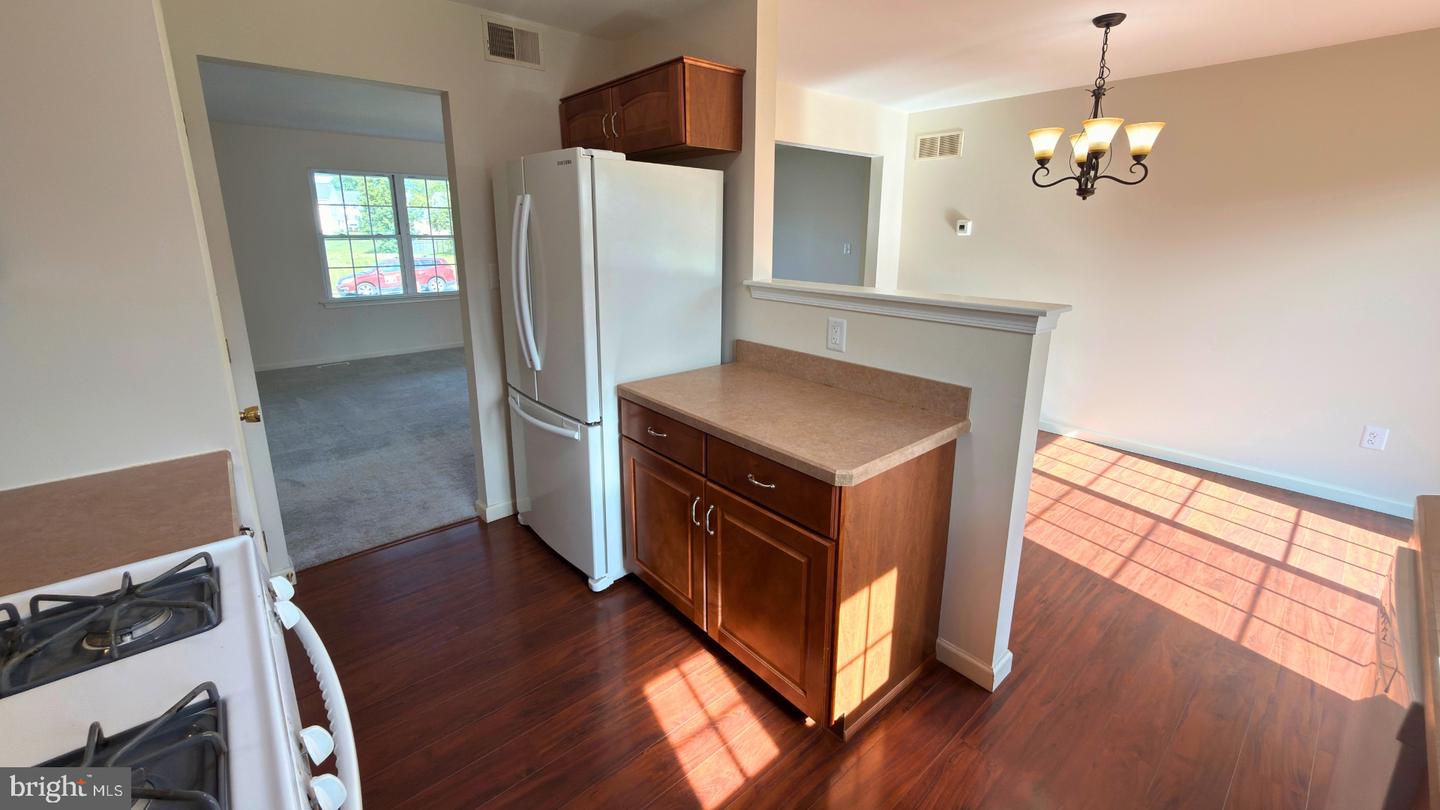 12 Oswego Ln Property Photo 8