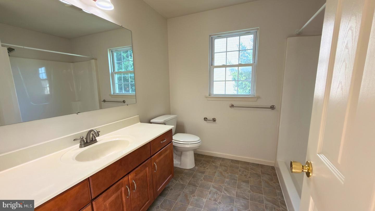 12 Oswego Ln Property Photo 13