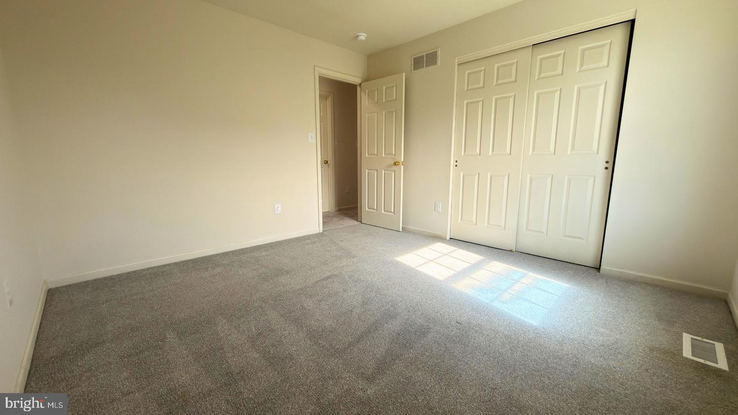 12 Oswego Ln Property Photo 19