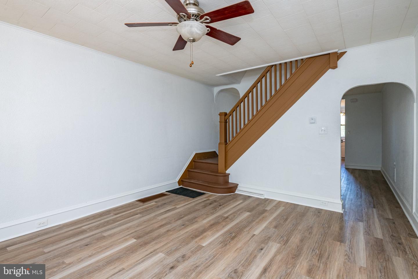 1519 Fairview St Property Photo 2