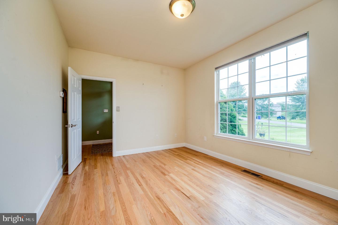 231 Hawkview Ct Property Photo 25