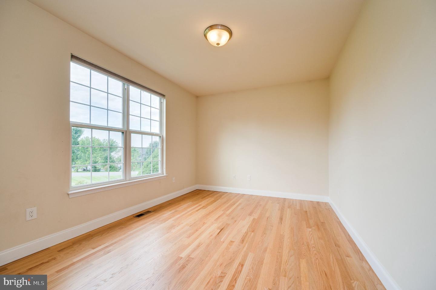 231 Hawkview Ct Property Photo 26