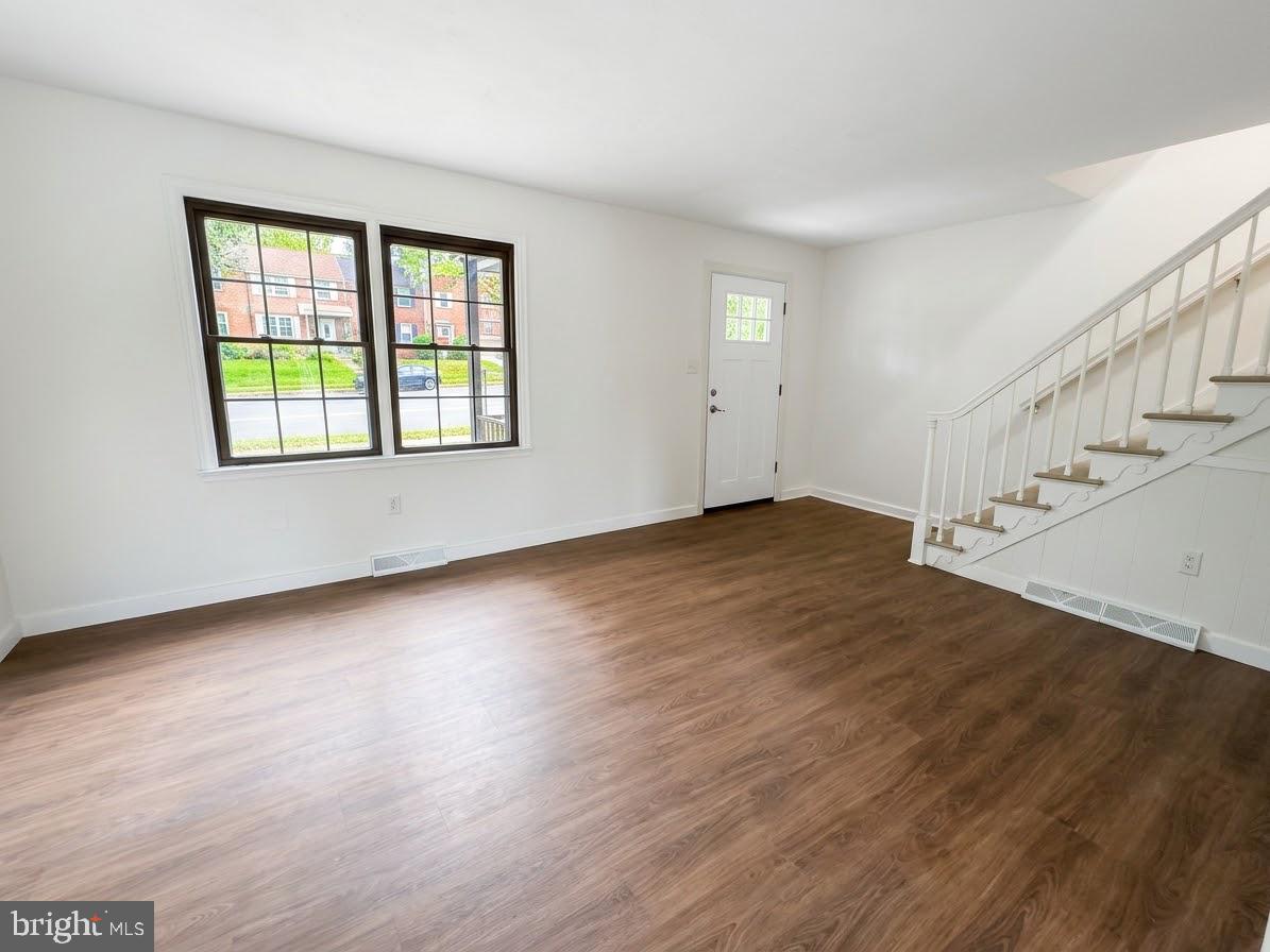 203 Sycamore Rd Property Photo 6